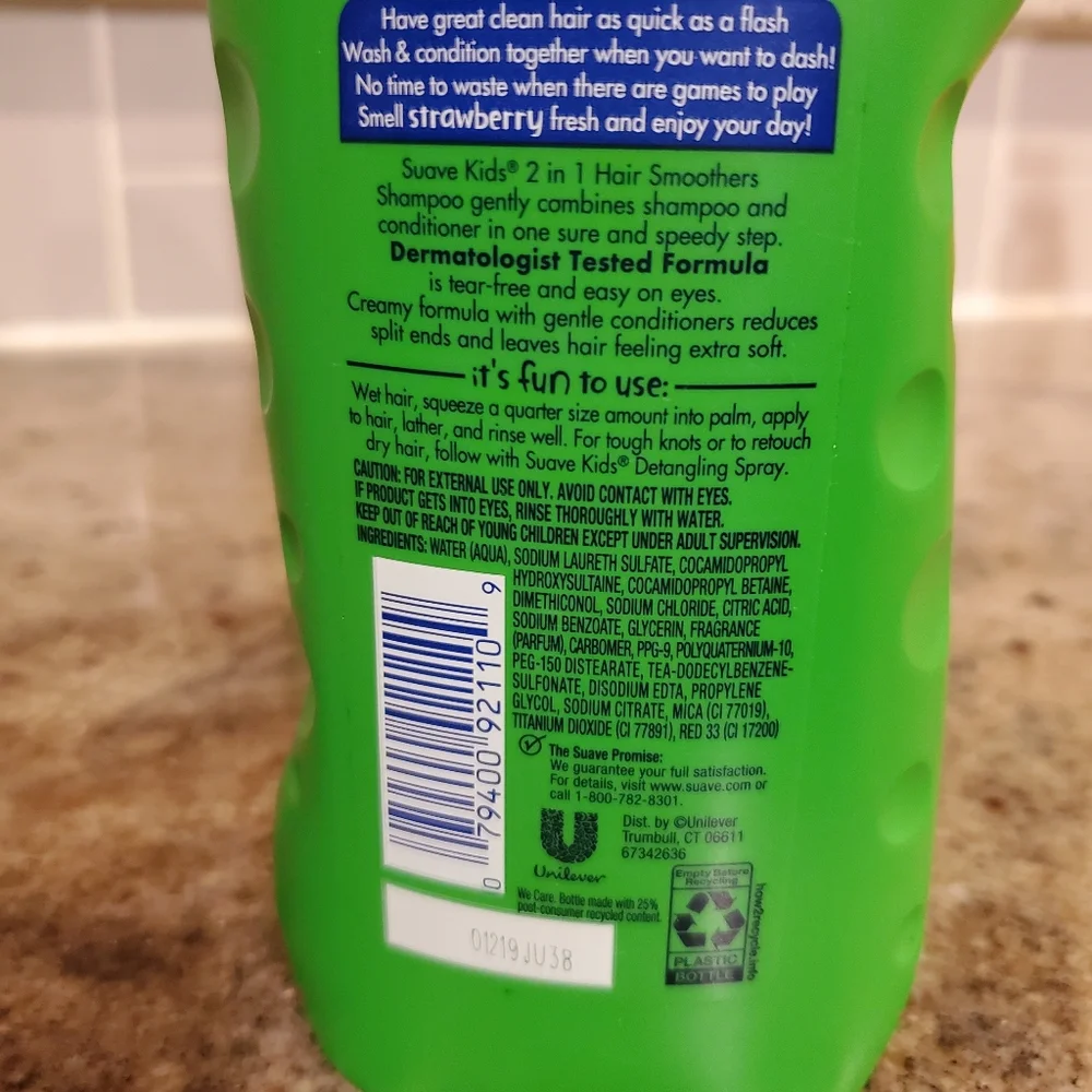 2 Suave Kids Strawberry Blast‎ 2 in 1 Smoothing Shampoo and Conditioner 12 oz
